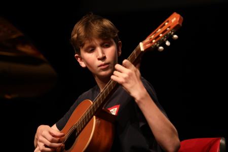 KONCERT ABSOLVENTOV GLASBENE ŠOLE 14 FOTO LJUBO VUKELIČ